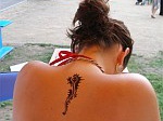 dočasné tetování tetovacími fixami